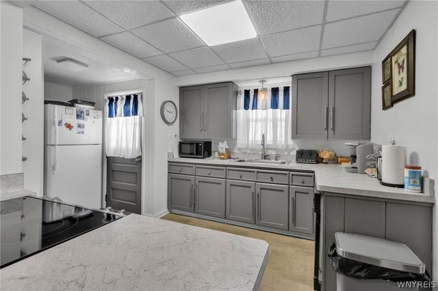 2830 Macklem Avenue, Niagara Falls, NY 14305