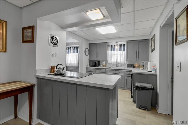 2830 Macklem Avenue, Niagara Falls, NY 14305