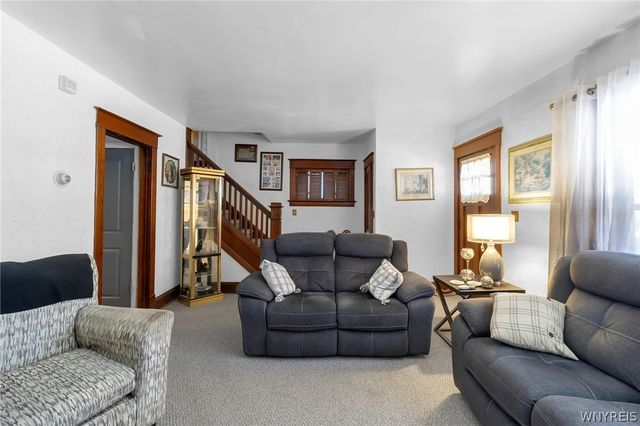 2830 Macklem Avenue, Niagara Falls, NY 14305