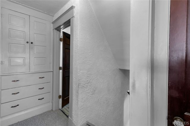 2830 Macklem Avenue, Niagara Falls, NY 14305