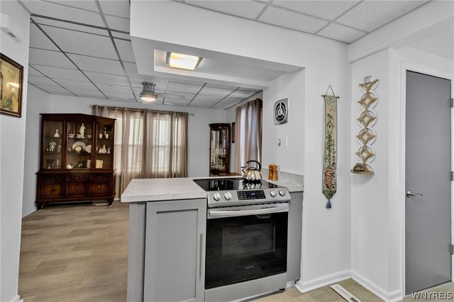 2830 Macklem Avenue, Niagara Falls, NY 14305