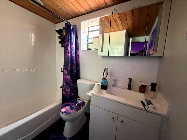 385 NE 129th Street, North Miami, FL 33161