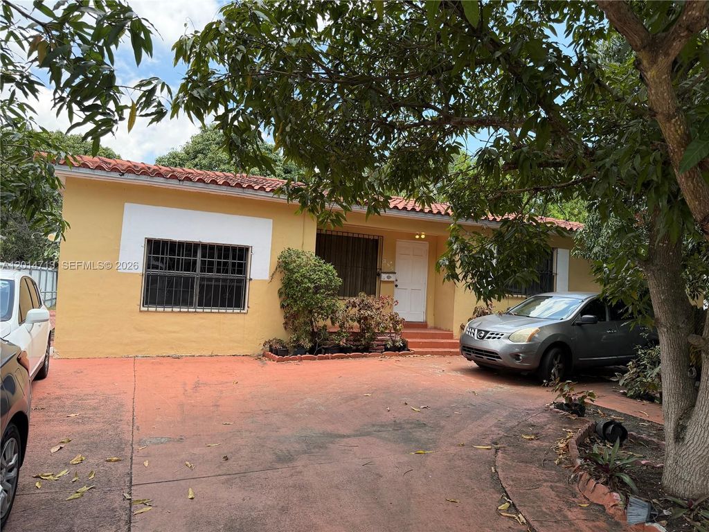 385 NE 129th Street, North Miami, FL 33161