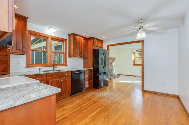 5 Jake Drive, Nashua, NH 03063