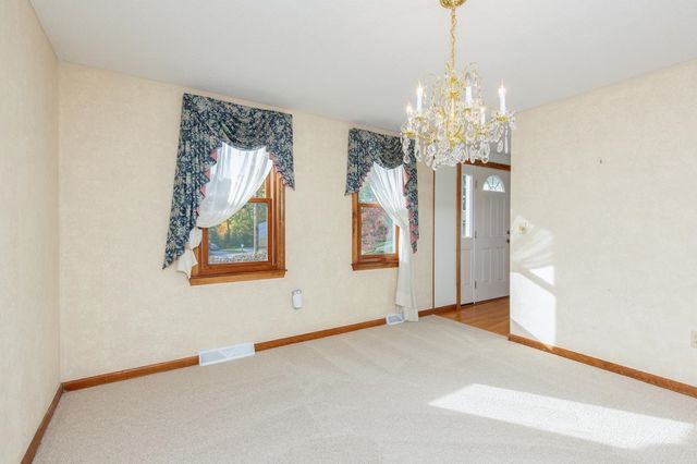5 Jake Drive, Nashua, NH 03063