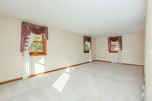5 Jake Drive, Nashua, NH 03063