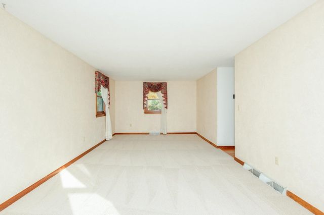 5 Jake Drive, Nashua, NH 03063