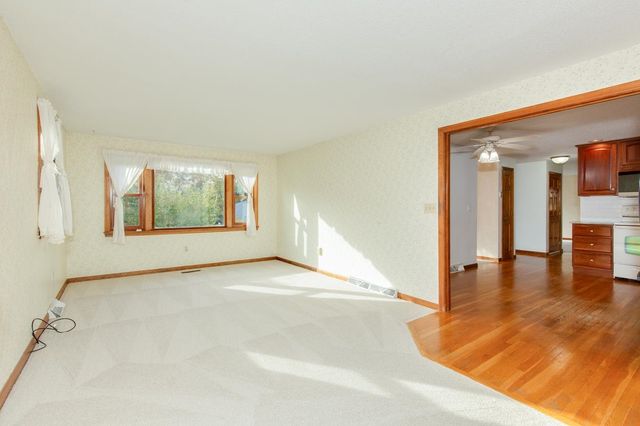 5 Jake Drive, Nashua, NH 03063