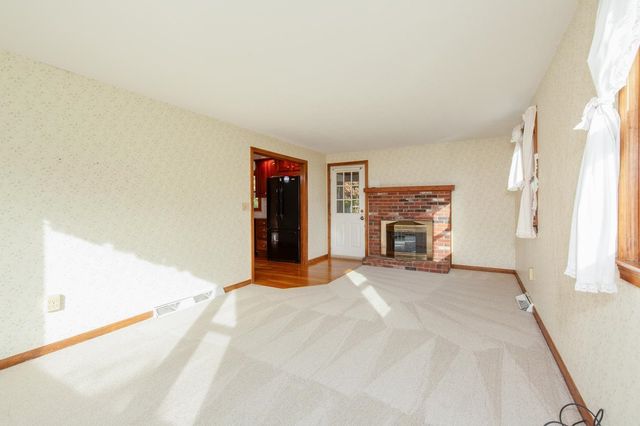5 Jake Drive, Nashua, NH 03063
