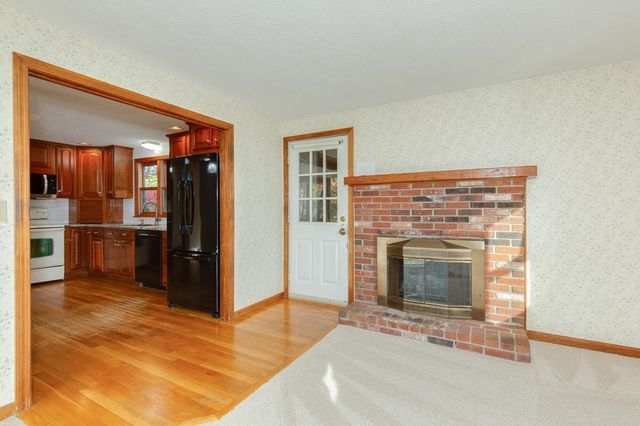 5 Jake Drive, Nashua, NH 03063