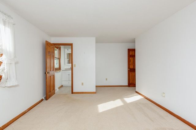 5 Jake Drive, Nashua, NH 03063