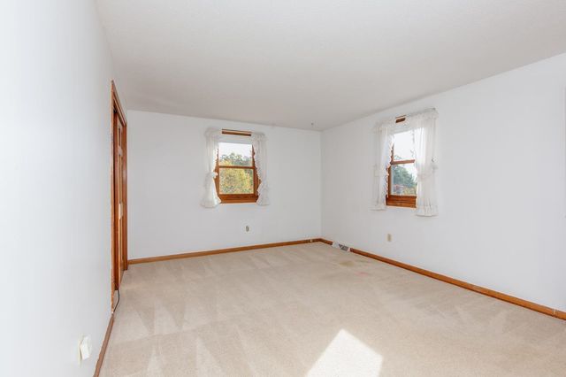 5 Jake Drive, Nashua, NH 03063