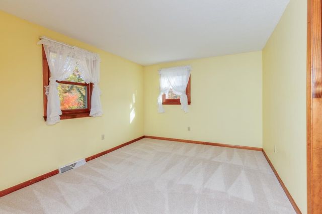 5 Jake Drive, Nashua, NH 03063