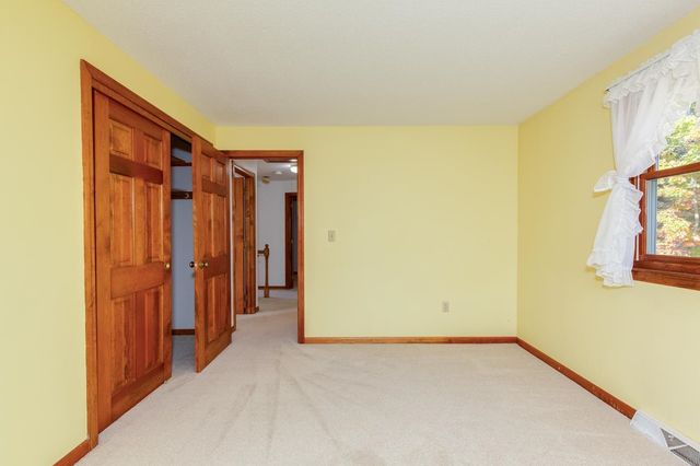 5 Jake Drive, Nashua, NH 03063