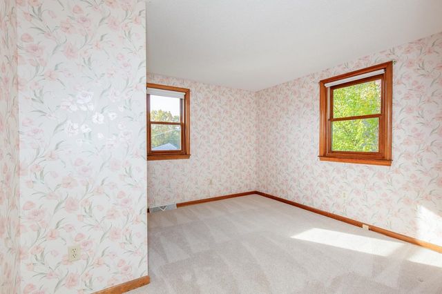 5 Jake Drive, Nashua, NH 03063