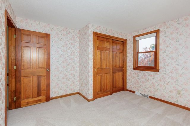 5 Jake Drive, Nashua, NH 03063
