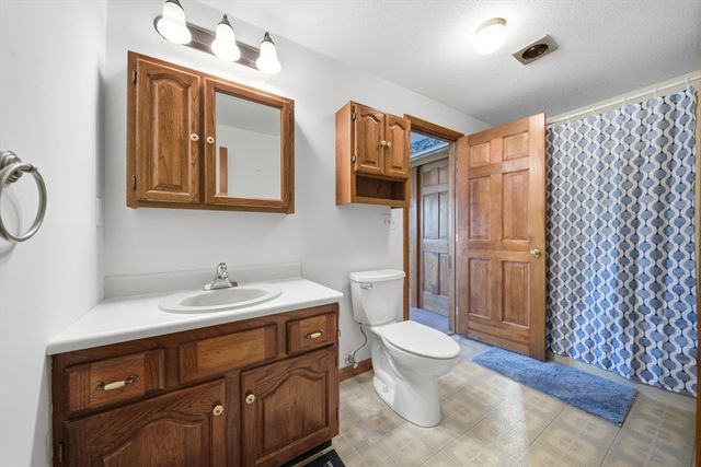 C26 Scotty Hollow Dr C26, Chelmsford, MA 01863