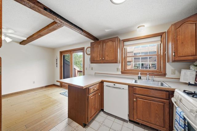 C26 Scotty Hollow Dr C26, Chelmsford, MA 01863