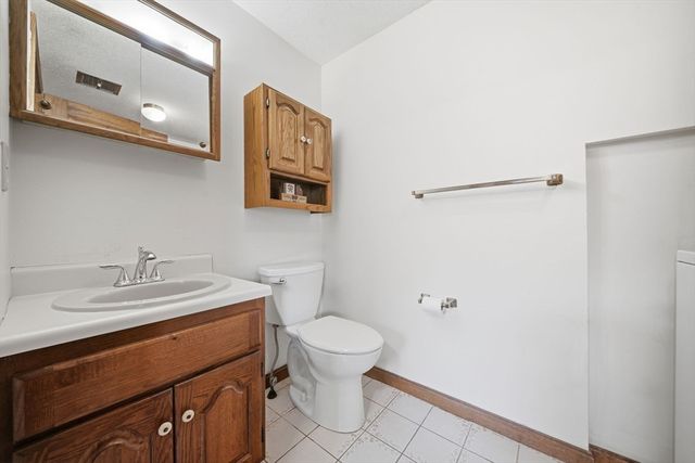 C26 Scotty Hollow Dr C26, Chelmsford, MA 01863