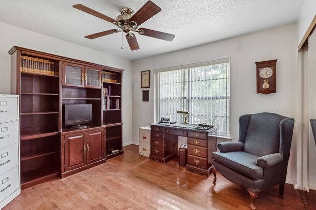 6933 Barter Dr, Harrison, TN 37341