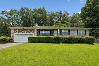 6933 Barter Dr, Harrison, TN 37341