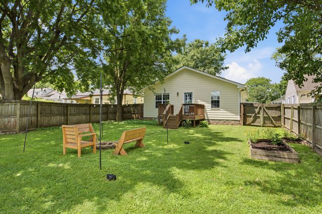 208 East Ave, Goodlettsville, TN 37072