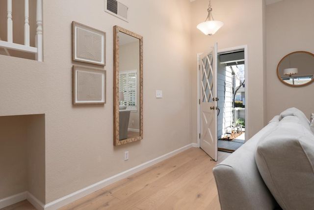 716 Newport Circle, Redwood City, CA 94065