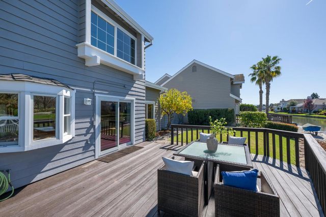 716 Newport Circle, Redwood City, CA 94065