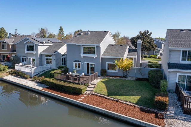 716 Newport Circle, Redwood City, CA 94065