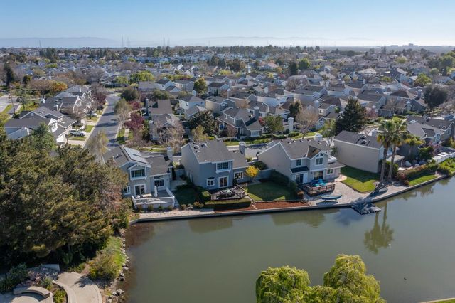 716 Newport Circle, Redwood City, CA 94065