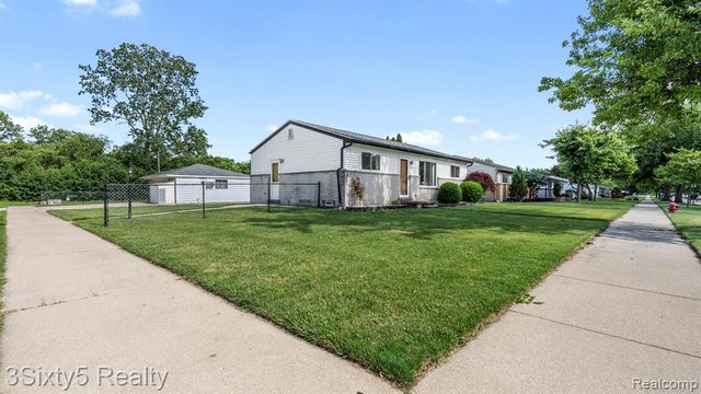26457 Willow Cove, Trenton, MI 48183
