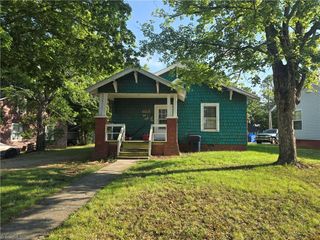 720 1st Rainbow Street, Lexington, NC 27295