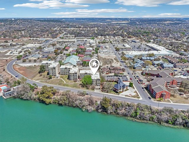 1000 Guadalupe St, Kerrville, TX 78028