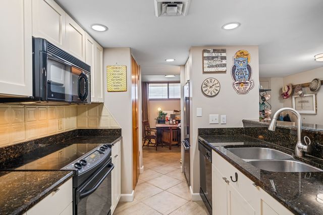 1000 Guadalupe St, Kerrville, TX 78028