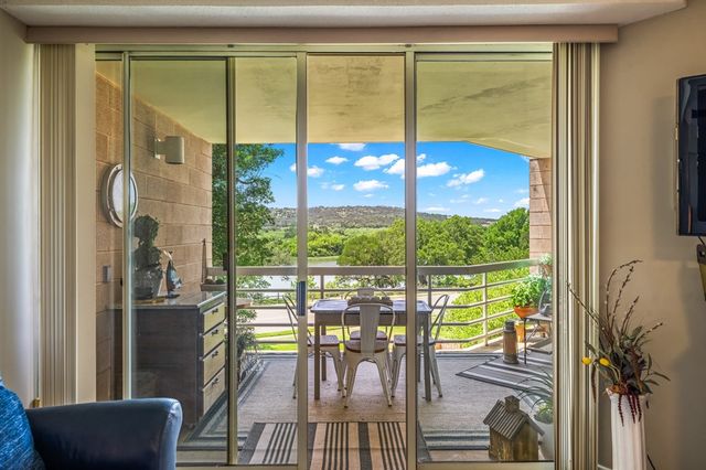 1000 Guadalupe St, Kerrville, TX 78028