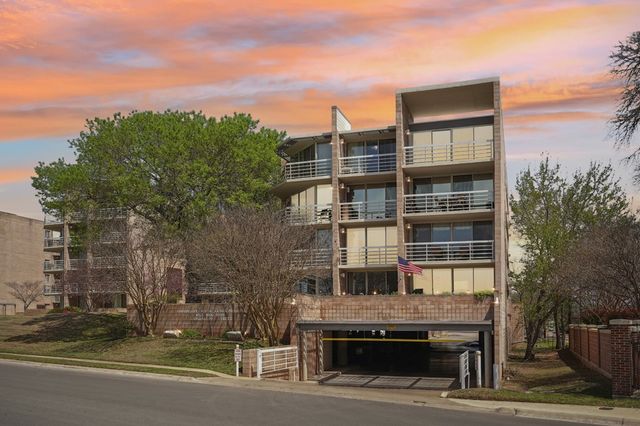 1000 Guadalupe St, Kerrville, TX 78028