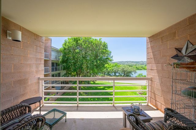 1000 Guadalupe St, Kerrville, TX 78028
