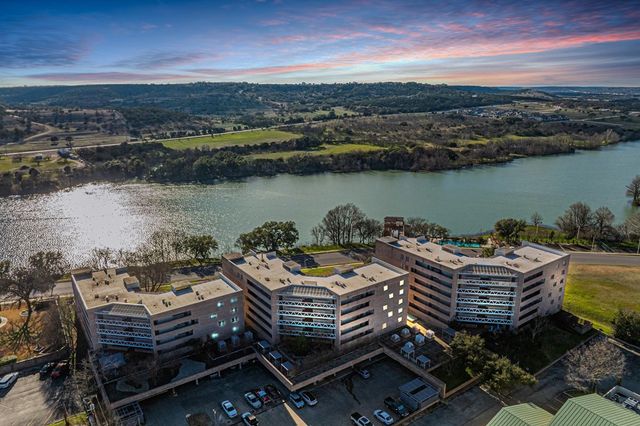 1000 Guadalupe St, Kerrville, TX 78028