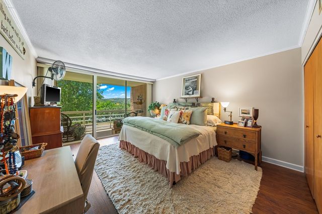 1000 Guadalupe St, Kerrville, TX 78028