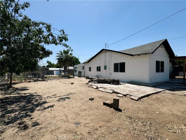 420 W K Street, Colton, CA 92324