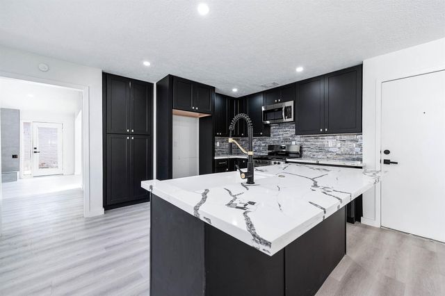 14206 Langbourne Drive, Houston, TX 77077