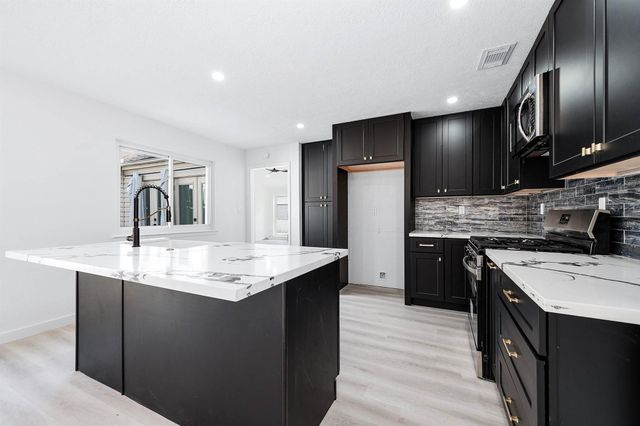 14206 Langbourne Drive, Houston, TX 77077