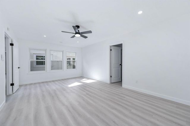 14206 Langbourne Drive, Houston, TX 77077