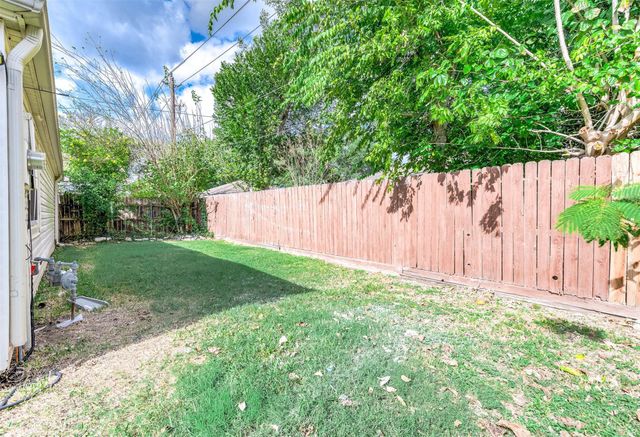 14206 Langbourne Drive, Houston, TX 77077