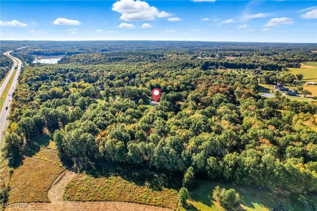 9112 New Road, North Jackson, OH 44451