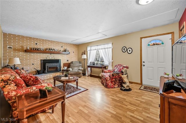 9112 New Road, North Jackson, OH 44451