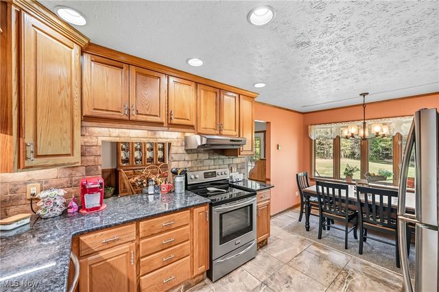 9112 New Road, North Jackson, OH 44451