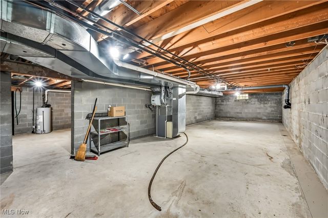 9112 New Road, North Jackson, OH 44451