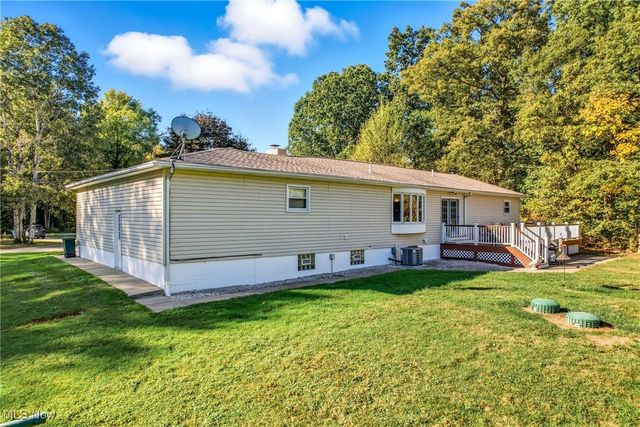 9112 New Road, North Jackson, OH 44451