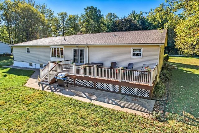 9112 New Road, North Jackson, OH 44451